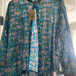 NATURAL LIFE Blue and Pink Floral Shirt size medium
